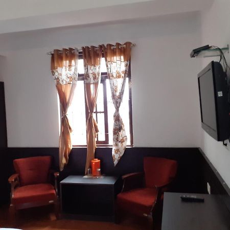 Hotel Woileem 甘托克 外观 照片